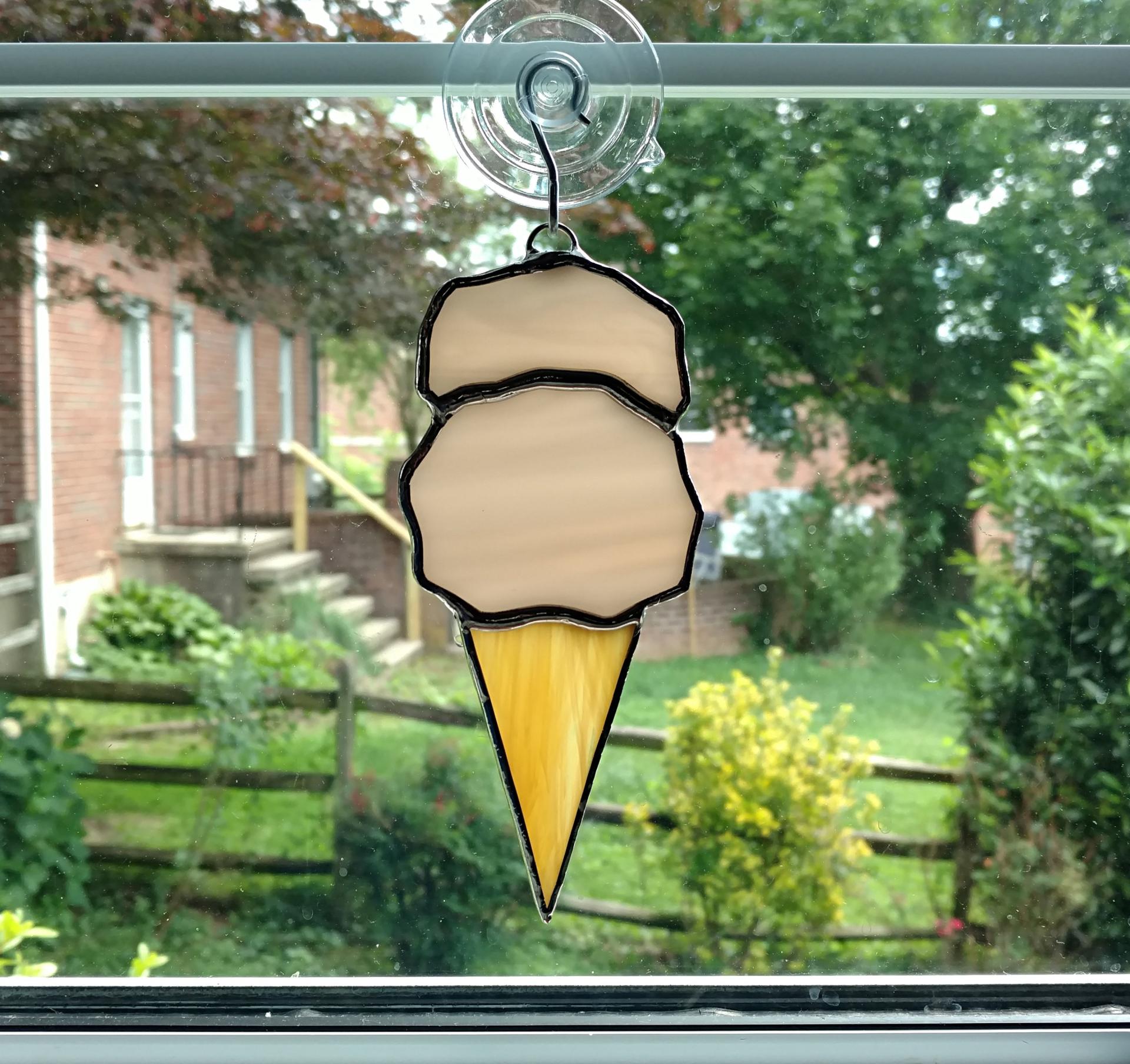 Ice Cream Cone Suncatcher, Stained Glass Ice Cream, Summer Decoration, Ice Cream Ornament, French Vanilla Icecream, Food Art, Party Favor