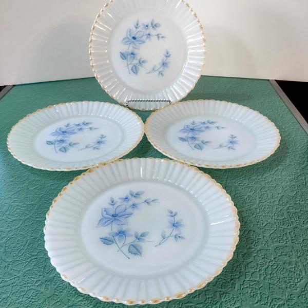 Vintage Termocrisa Blue Dot Floral Dinner Plates, Set of 4, Opaline Milk Glass Dinner Plates with Floral Design and Peach Luster Rims